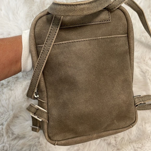 Hammitt Hunter Pewter Mini Backpack Stone Colored Soft Leather Lightweight - Picture 9 of 10